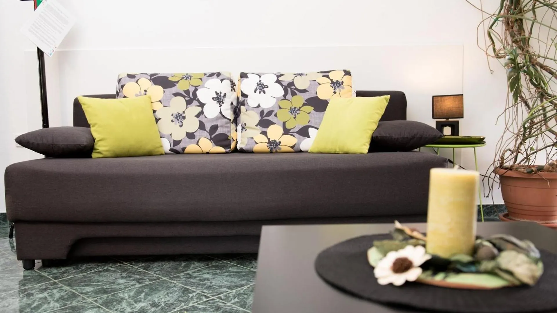 Stylish Lovran Sea View Apartments - Studio Apartment With Balcony And Sea View