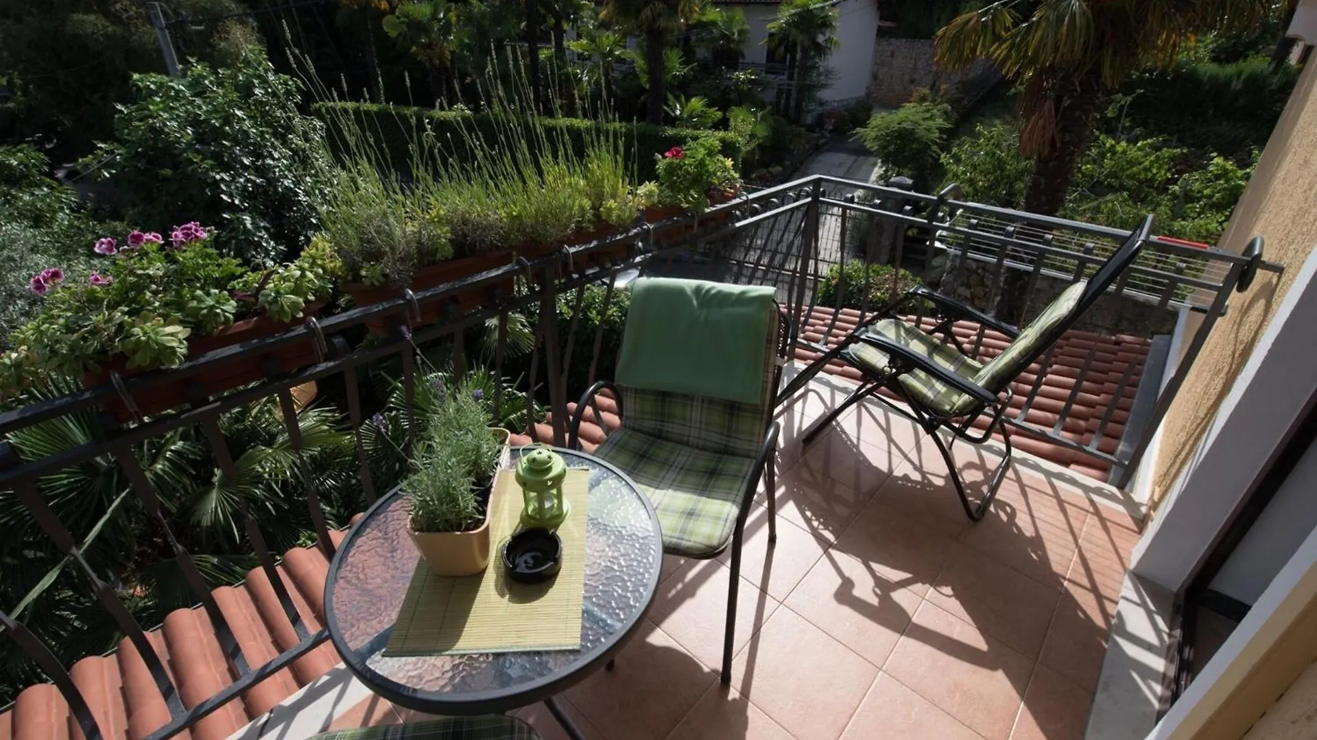Stylish Lovran Sea View Apartments - Studio Apartment With Balcony And Sea View