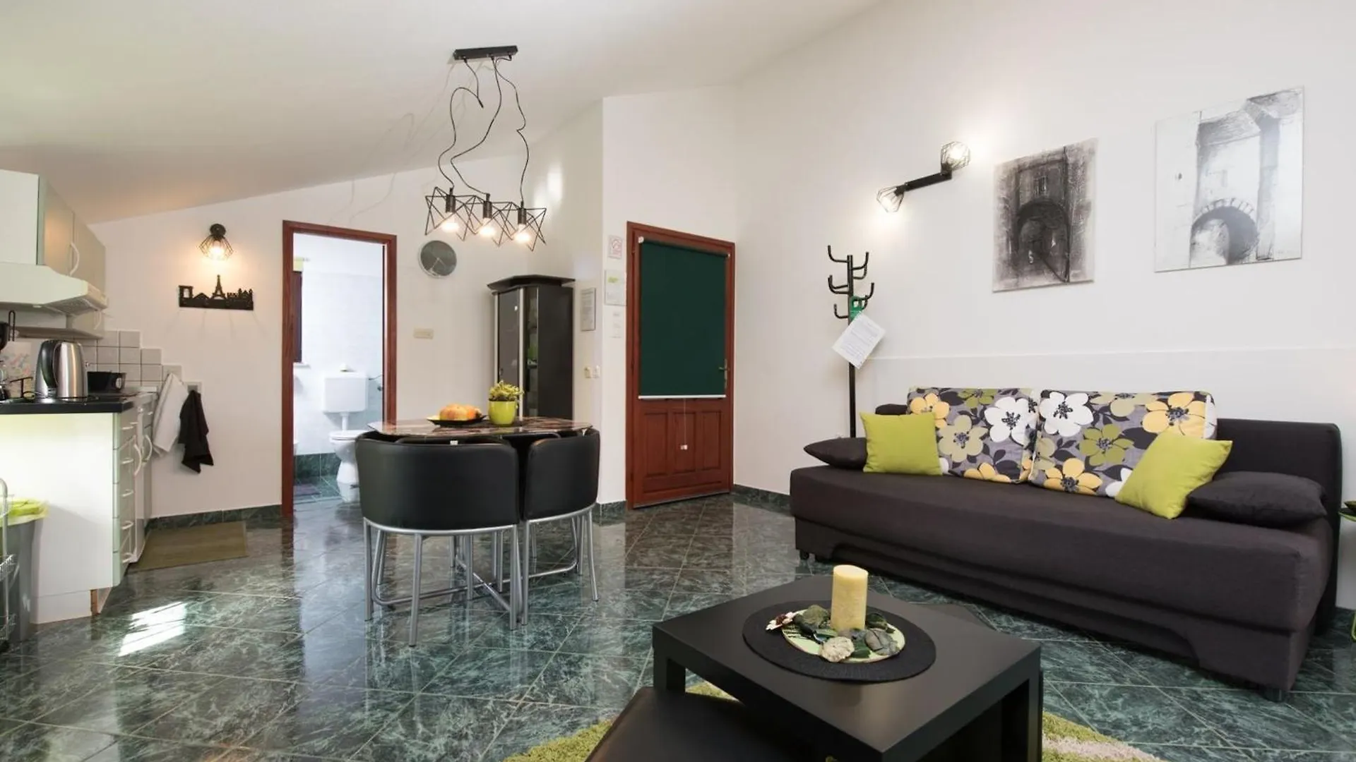 Stylish Lovran Sea View Apartments - Studio Apartment With Balcony And Sea View 크로아티아